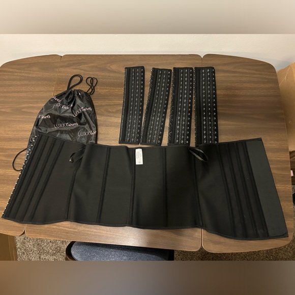 Luxx Curves Waist Trainer 3xl With 4 Clip Extenders - Picture 4 of 15